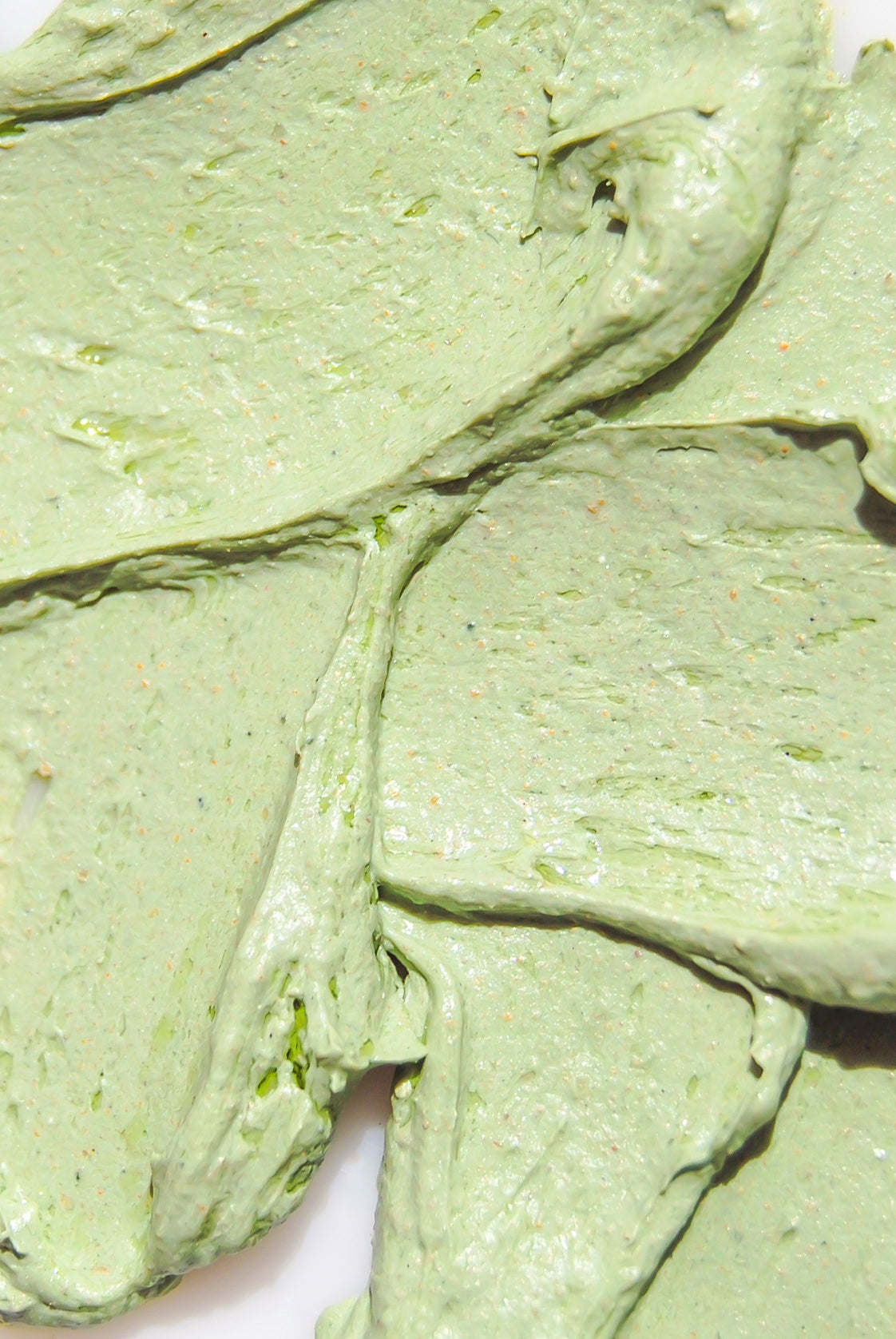 Acne-Clearing Earth Mask With Zinc Oxide & Niacinamide