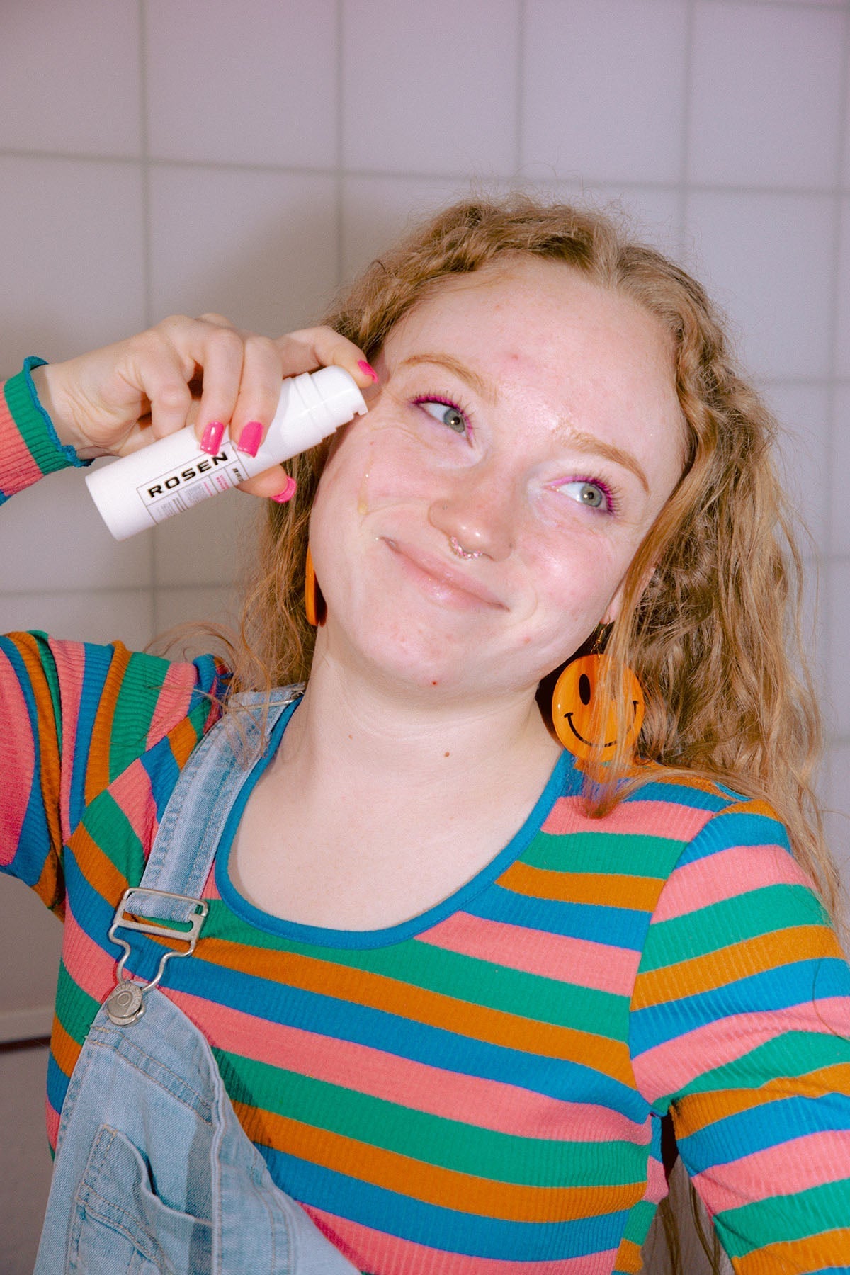 Dark Spot-Defying Bright Citrus Serum With Vitamin C & Mulberry Extract