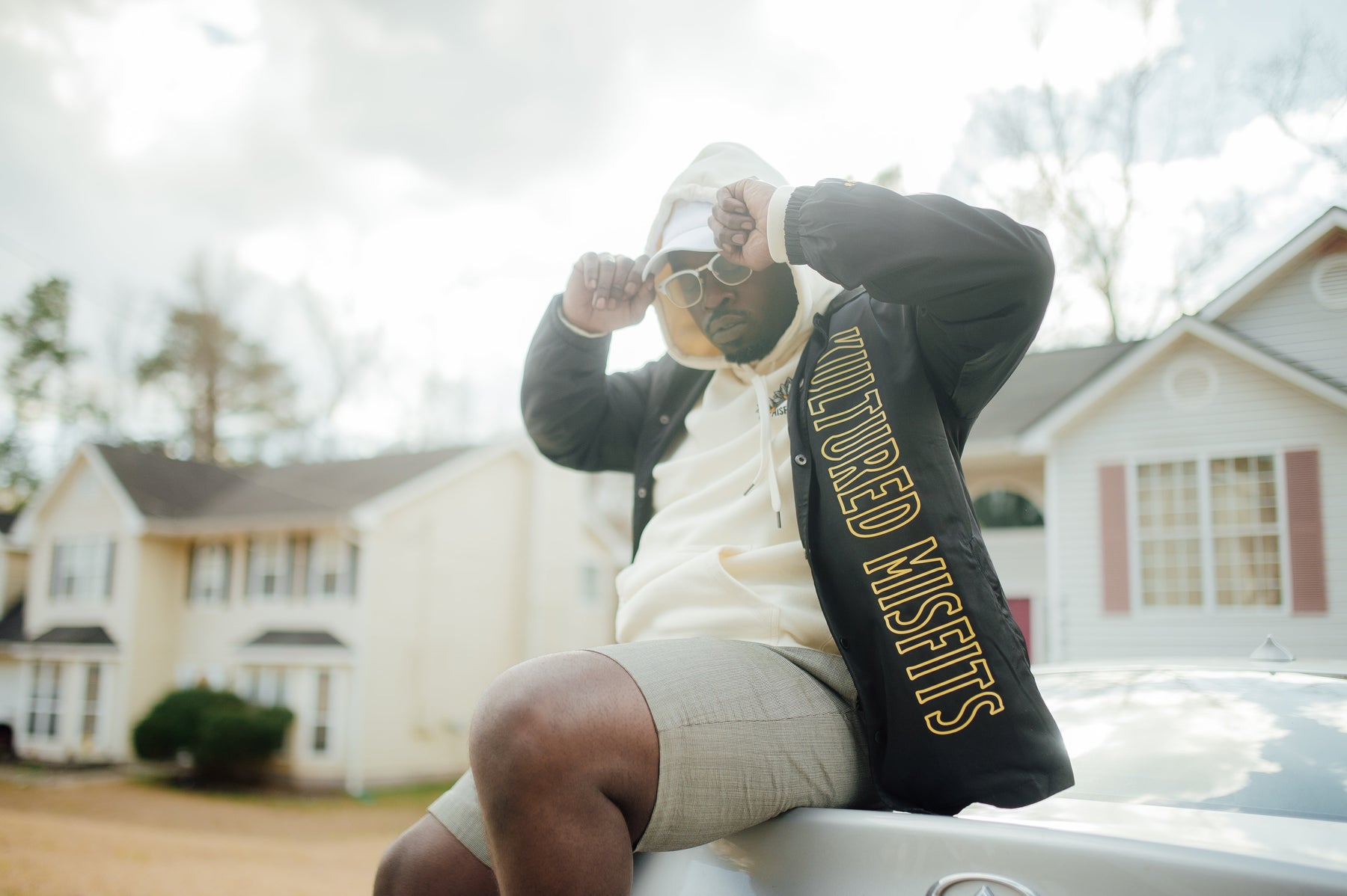 LOOK OUTSIDE COACHES JACKET (SHAQ X QUAVO X KM COLLAB) / BLACK